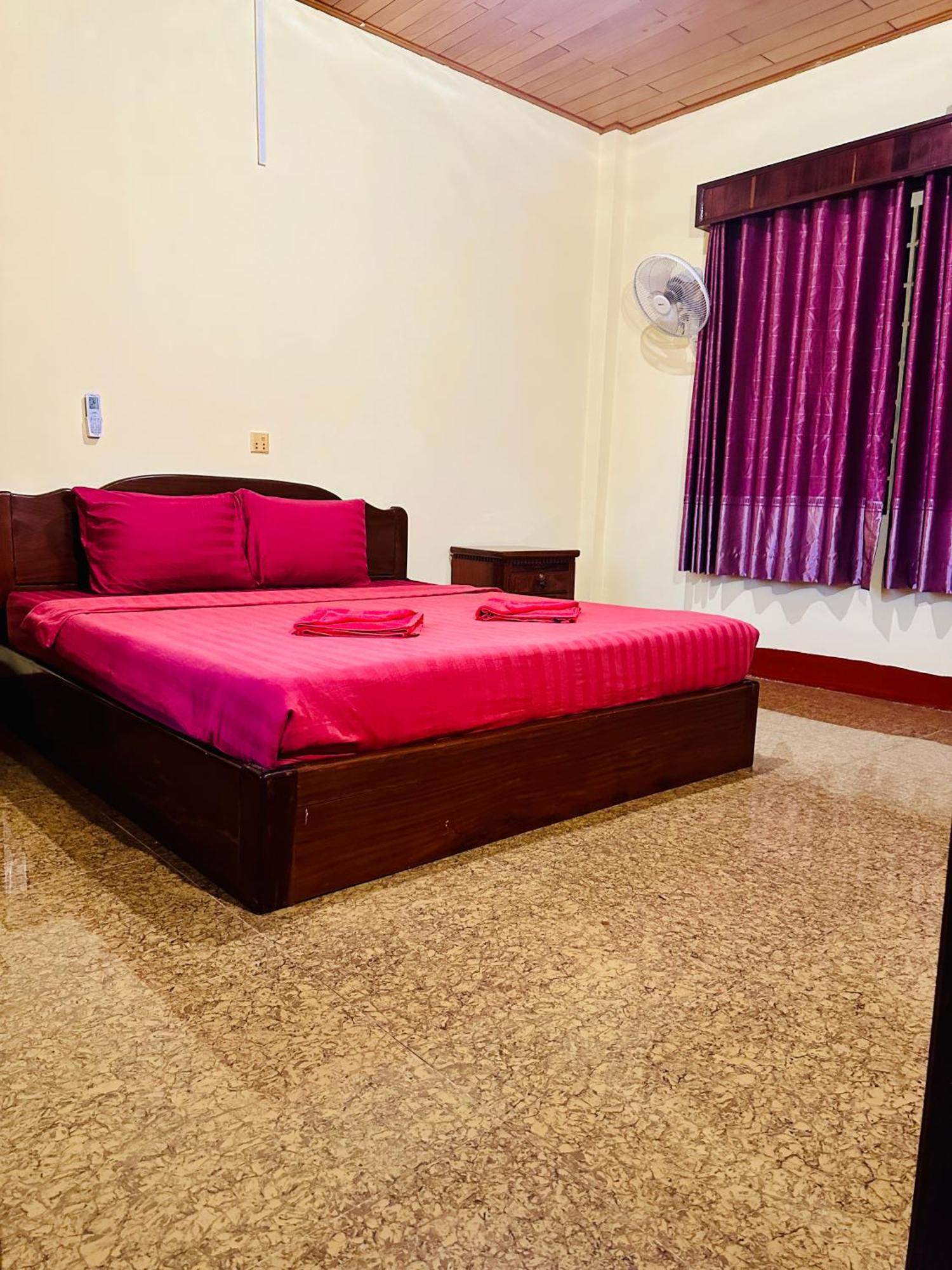 Stoeng Treng Savet Hostel מראה חיצוני תמונה